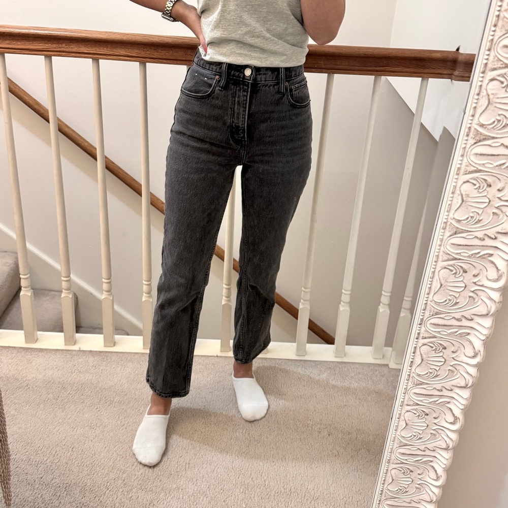 Abercrombie & Fitch The 90s straight High Rise Black Jeans